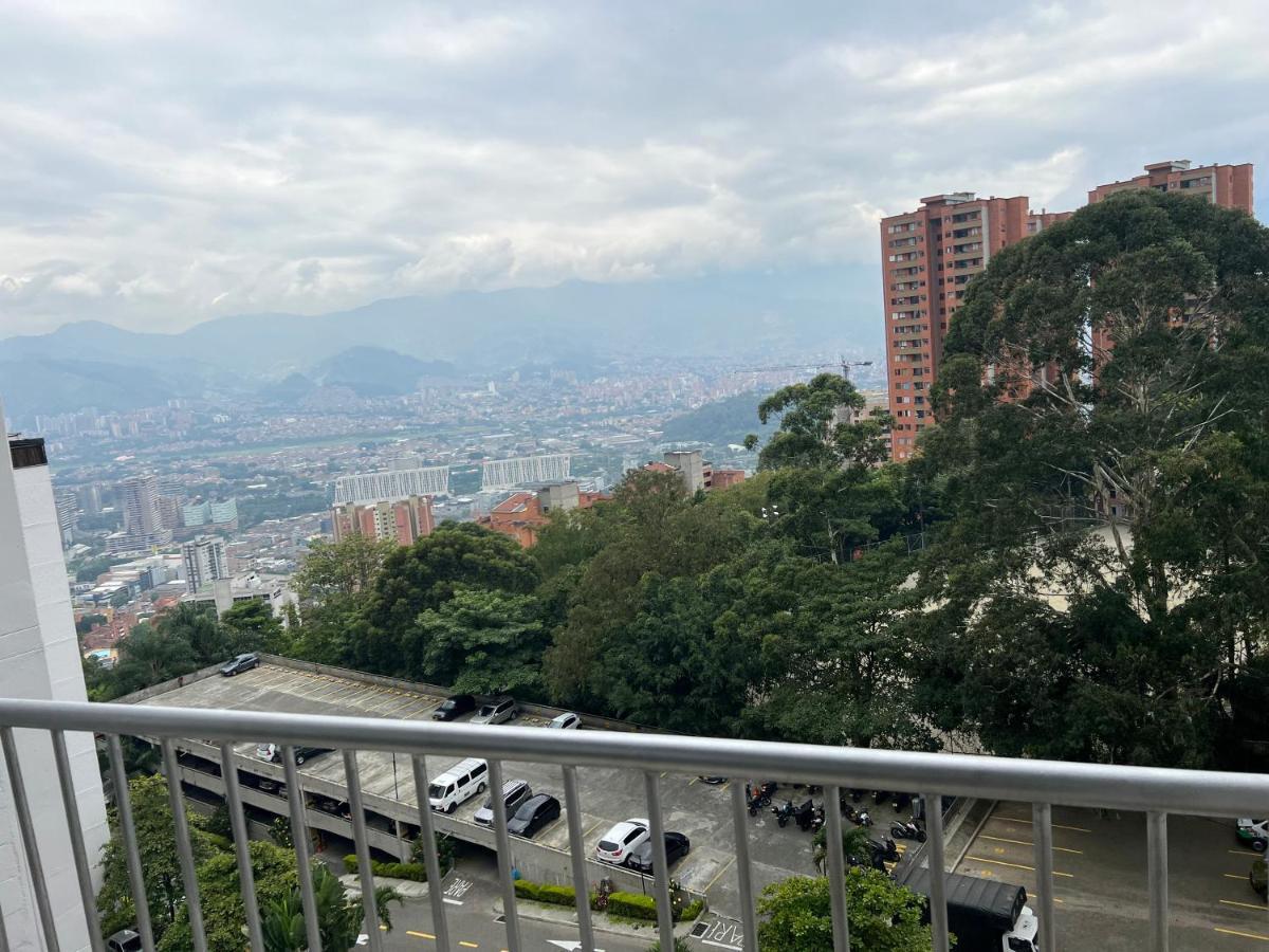 Apartment Parque Lleras Poblado Palmas Medellin