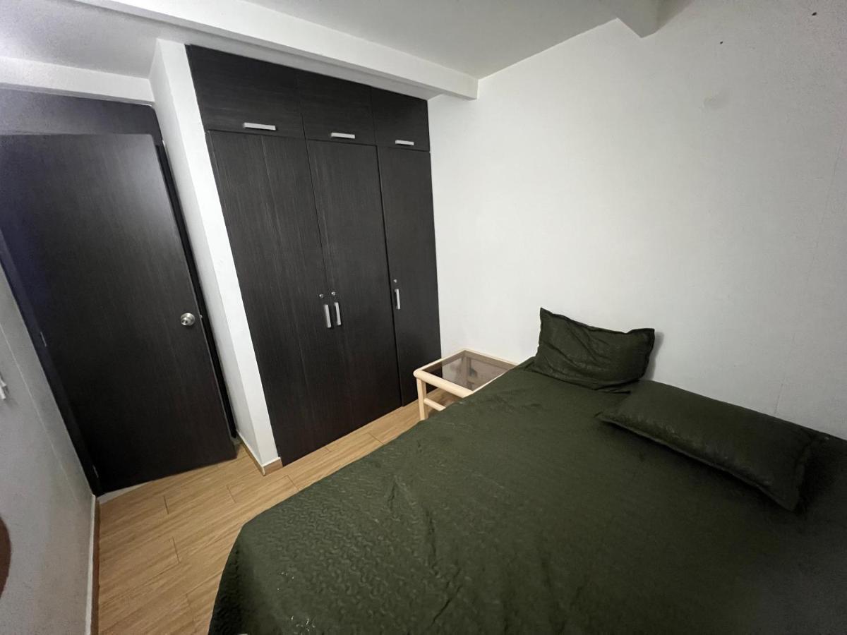 Parque Lleras Poblado Palmas Apartment
